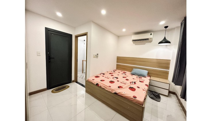 Ngộp Lạc Long Quân - 4x11m- HXH thông 2 tầng Khu Bầu Cát